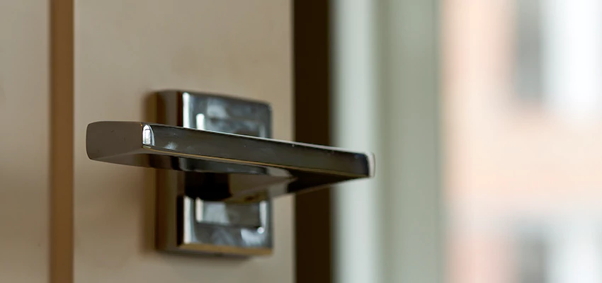 Door Lever Knob Repair in Lindsay, California