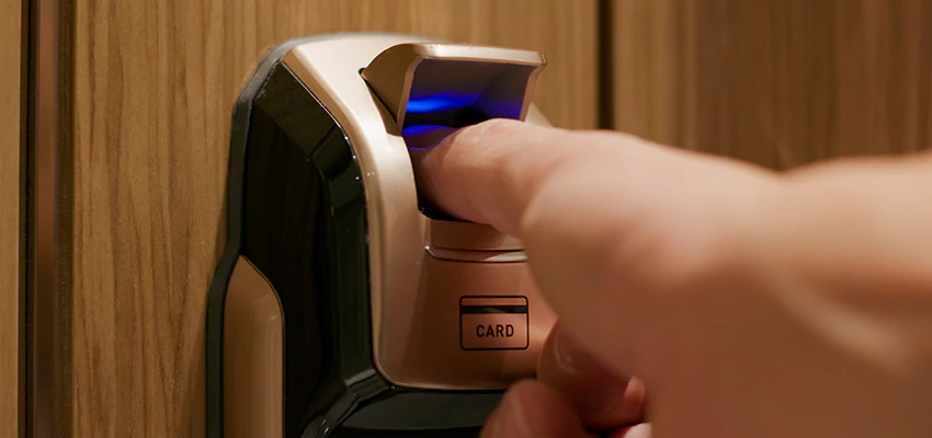 Locksmith Company For Window Lock Installation in Lindsay, California