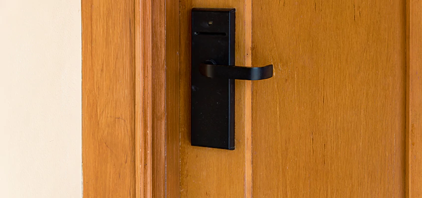 Quick Response Locksmith For Lock Repair in Lindsay, California