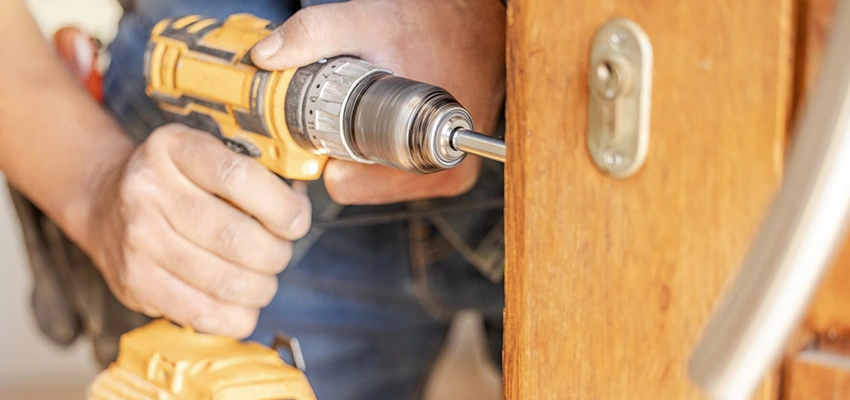 Eviction Locksmith in Lindsay, California