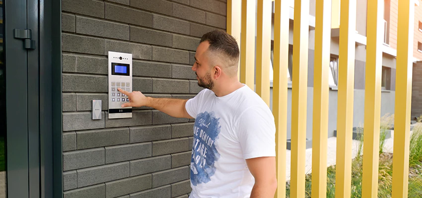 Locksmith Company For Smart Lock System Installation in Lindsay, California